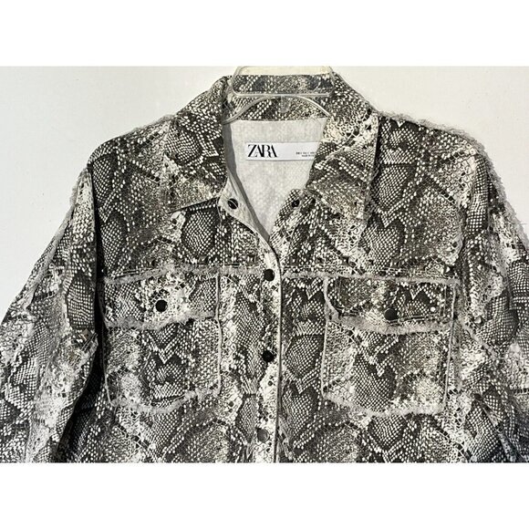 ZARA Snake Print Raw Hem Studded Rhinestones Denim Jean Oversize Jacket - Picture 3 of 12